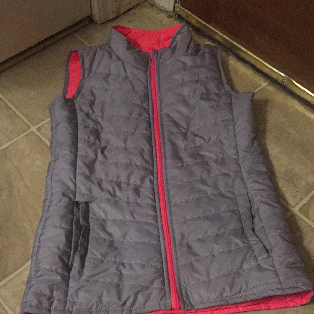 Reversible girls layer 8 vest XL